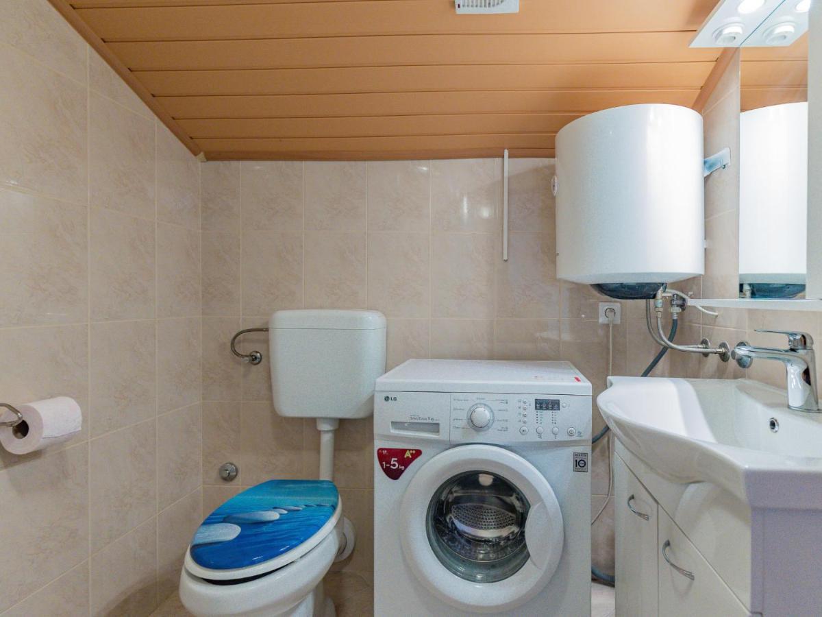 Apartment Maja - Srd420 By Interhome Maslenica Ngoại thất bức ảnh
